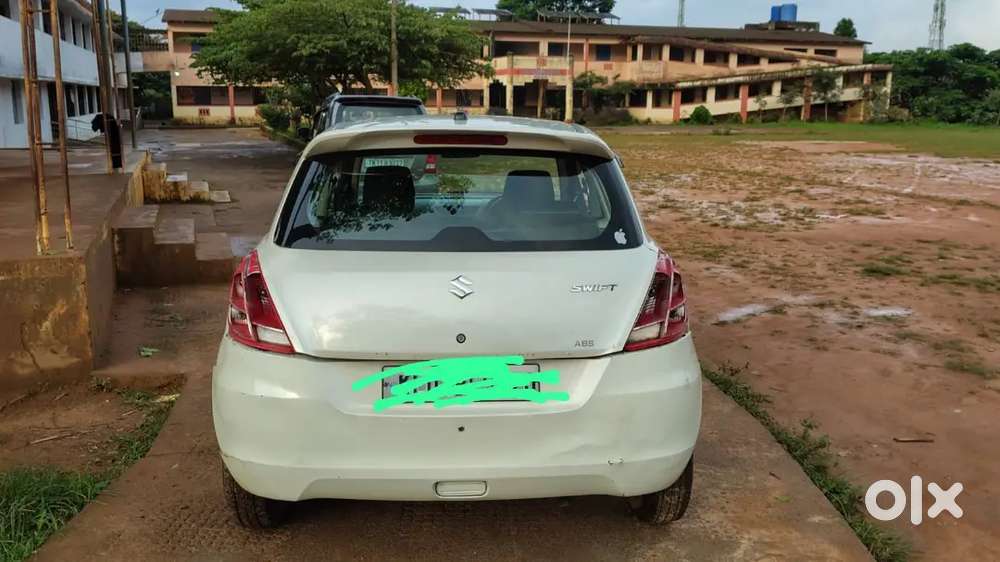 2013 Maruti Swift Lxi