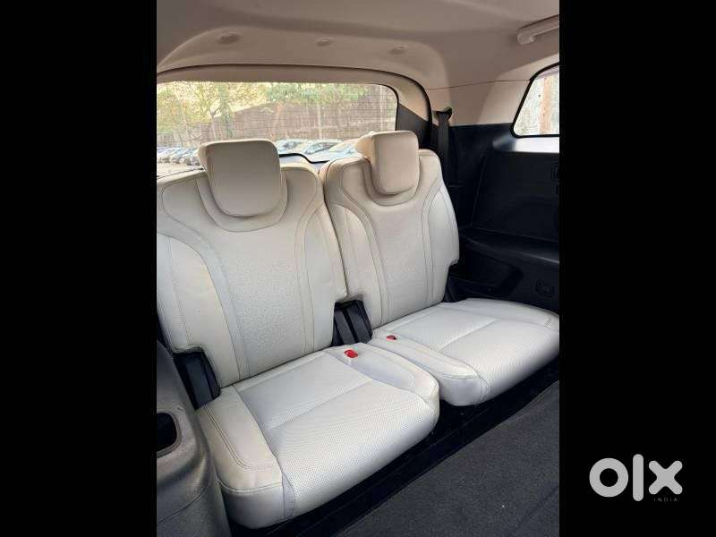 Mahindra Xuv700 2.2 Ax 7 Diesel At Str, 2023, Diesel