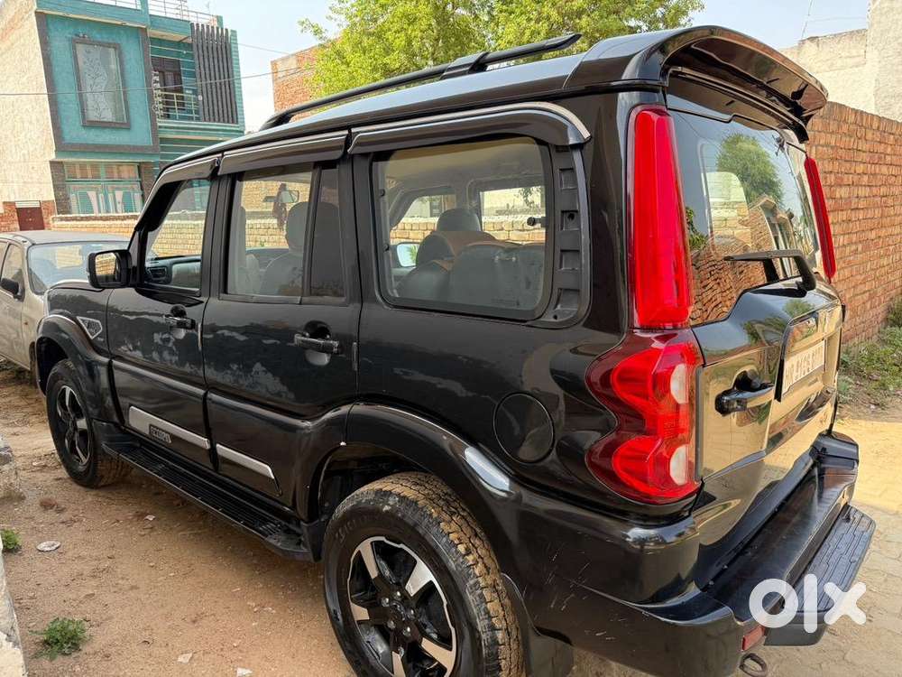 Mahindra Scorpio 2021 Diesel Well Maintained