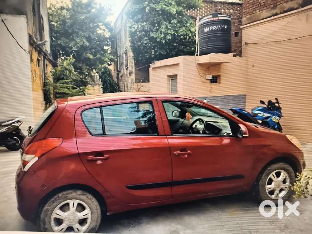 Hyundai I20 2010 Petrol 70000 Km Driven