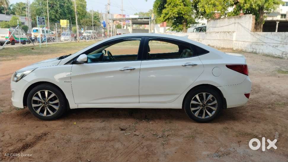 Hyundai Verna [ ] Fluidic 4s 1.6 Crdi Sx (o) At, 2015