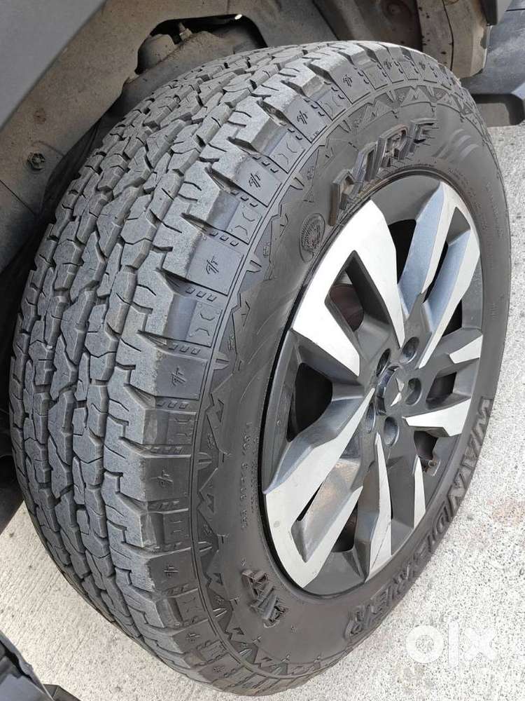 Mahindra Thar Roxx Ax7l Rwd At, 2025, Petrol