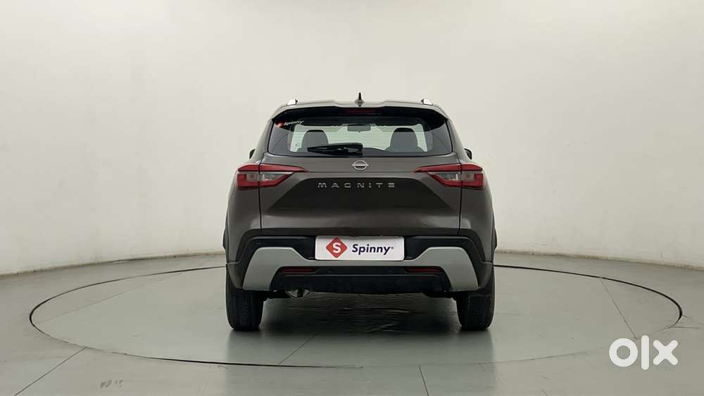 Nissan Magnite 1.0 Xv, 2022, Petrol