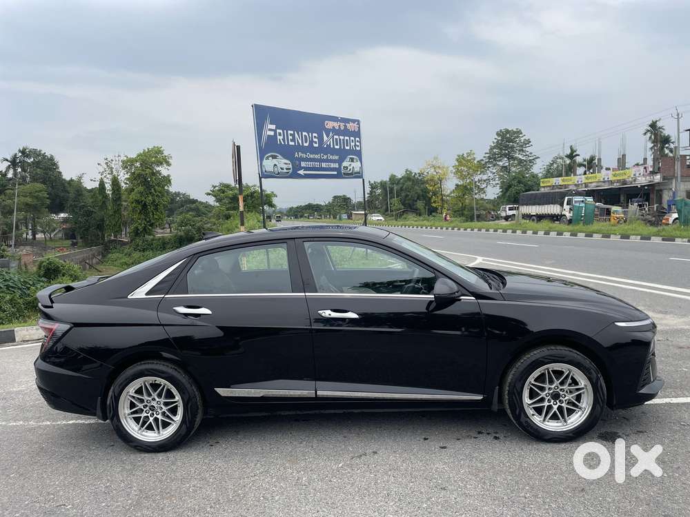 Hyundai Verna 1.5 Mpi Mt Sx (o), 2023, Petrol