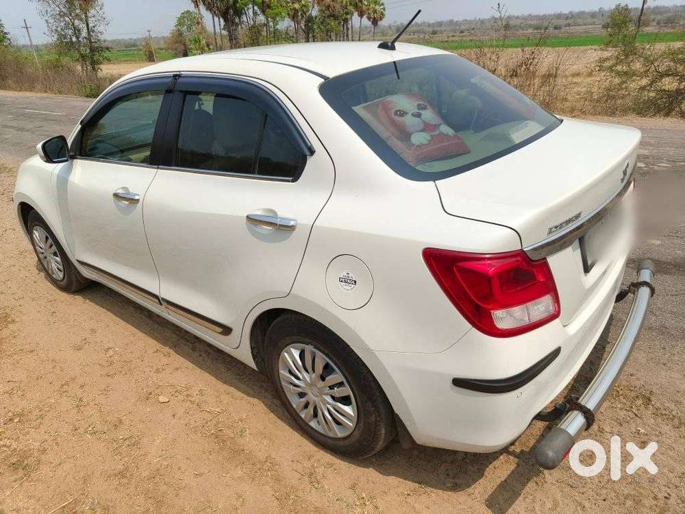 Maruti Suzuki Dzire 1.2 Vxi, 2022, Petrol
