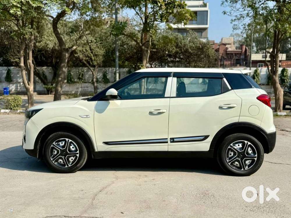 Mahindra Xuv300 W4, 2019, Petrol