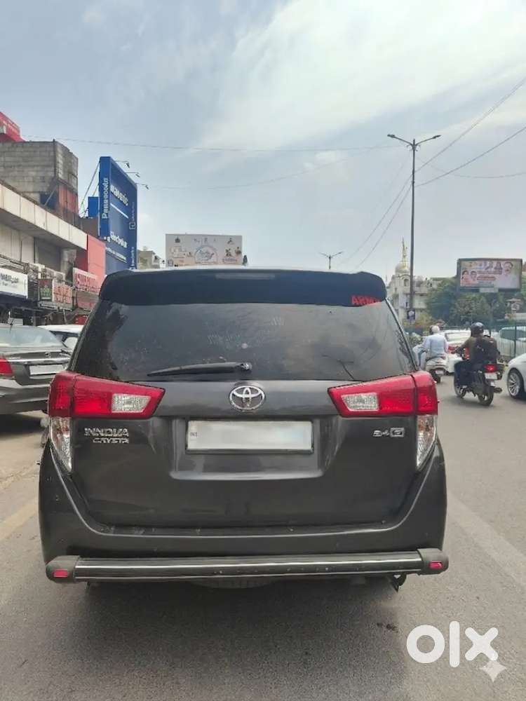 Innova Crysta 2022 Model G Automatic