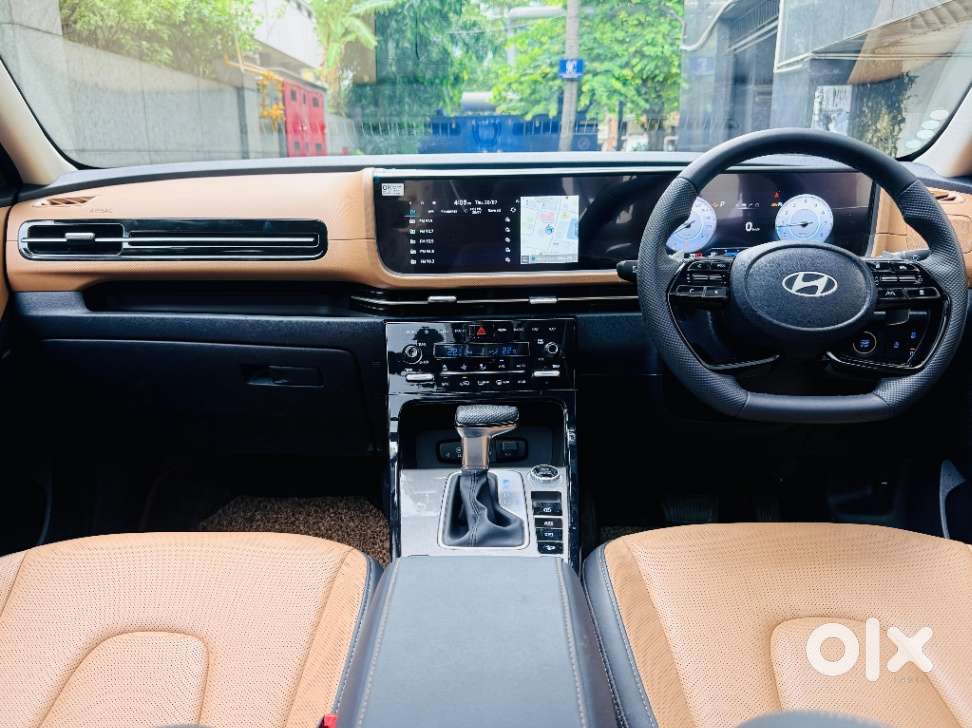 Hyundai Alcazar Signature 1.5 Petrol Dct 7str, 2025, Petrol