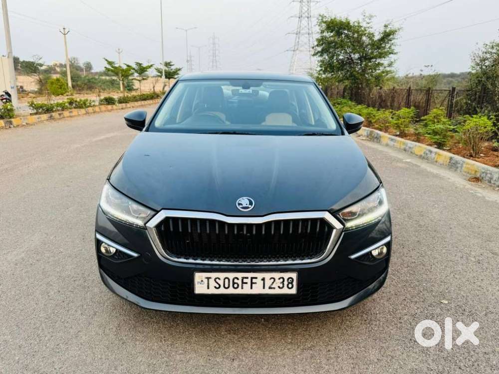 Skoda Slavia Style 1.0l Tsi Mt, 2022, Petrol