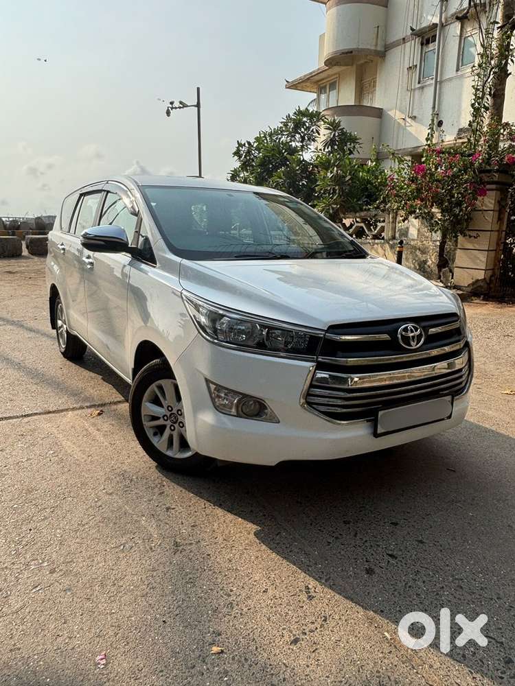 Toyota Innova Crysta