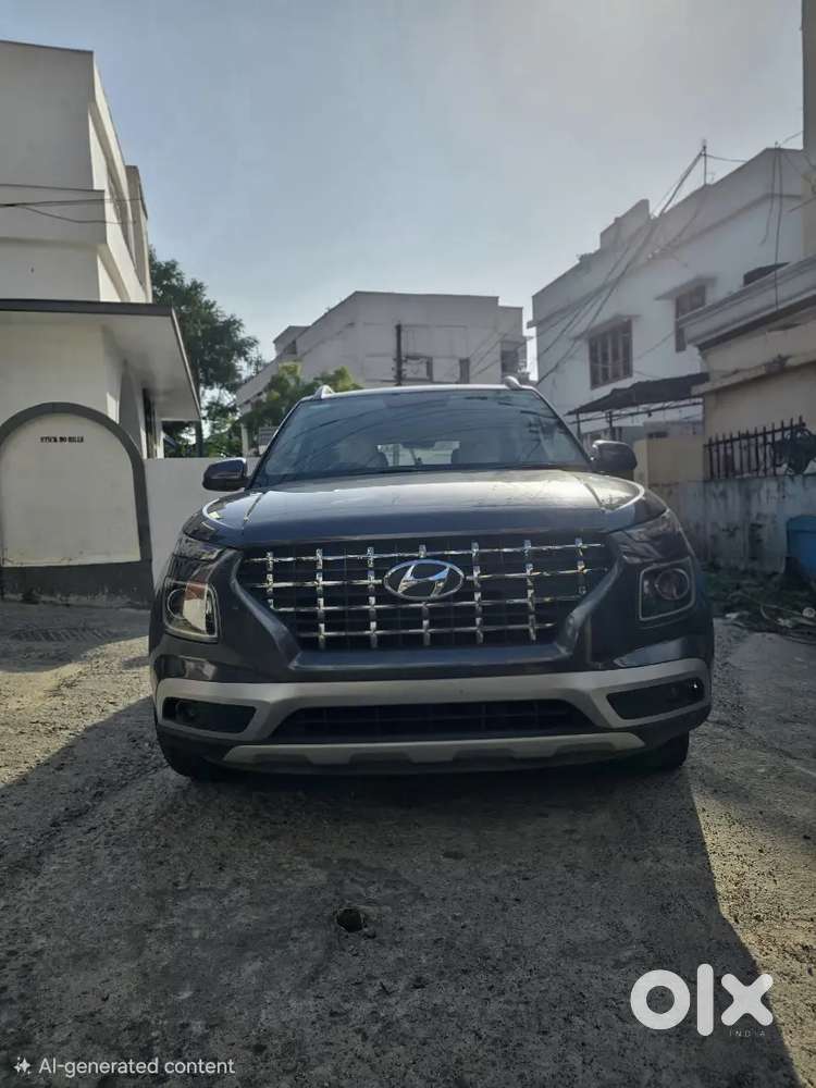Hundai Venue  Diesel  2019  32000 Km