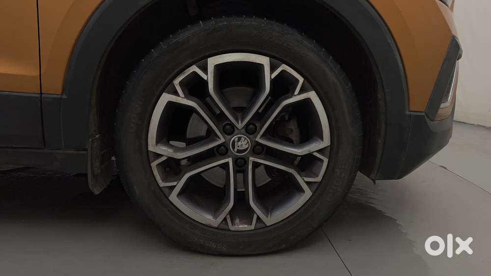 Skoda Kushaq 1.5 Tsi Style, 2022, Petrol