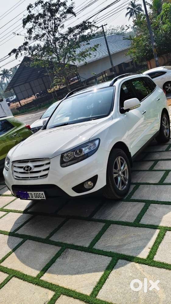 Hyundai Santa Fe 2011 Diesel Well Maintained