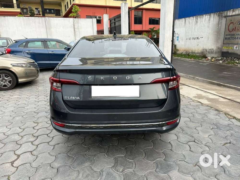 Skoda Slavia 1.0 Tsi Style At, 2022, Petrol