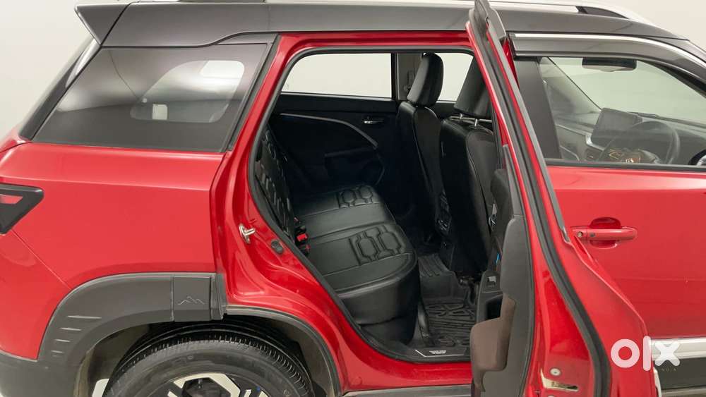 Maruti Suzuki Vitara Brezza 1.5 Zxi Plus At Dual Tone, 2022, Petrol