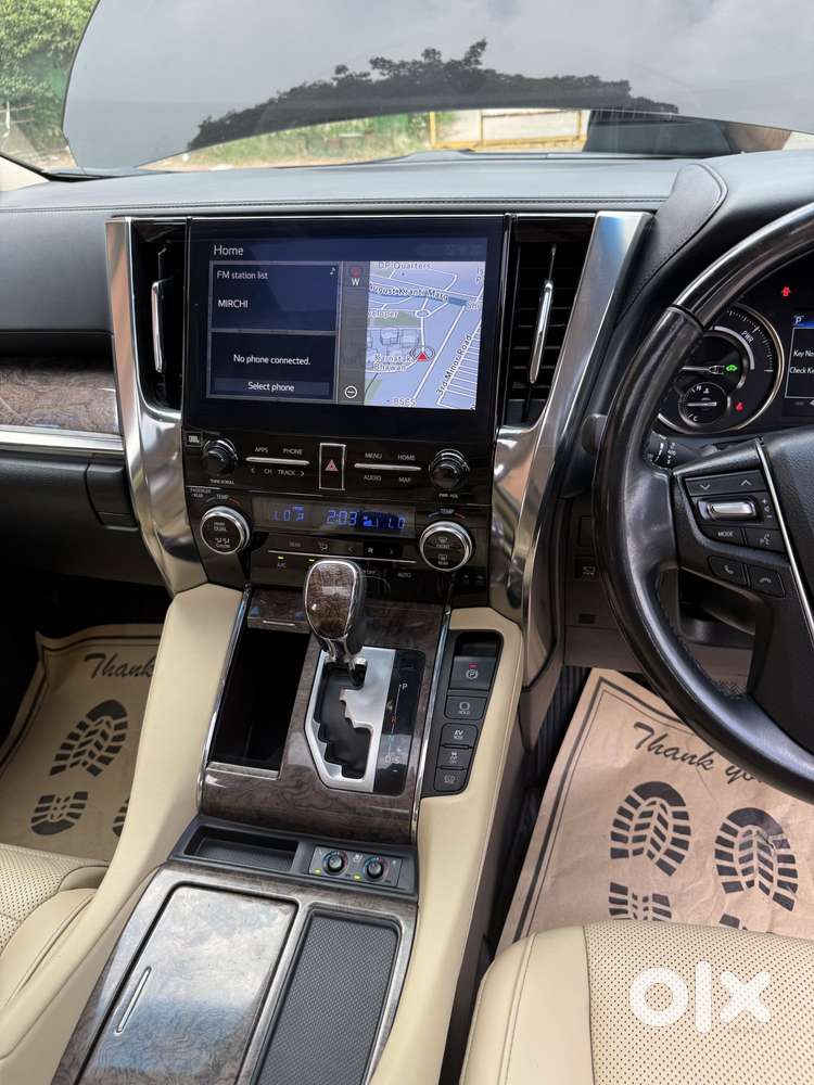 Toyota Vellfire Vip &ndash; Executive Lounge, 2023, Cng & Hybrids