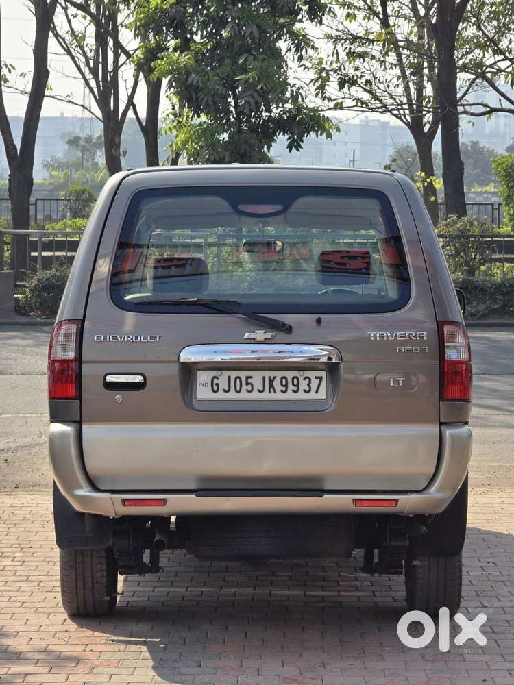 Chevrolet Tavera Neo Lt-l - 9 Seats Bsiii, 2015, Diesel