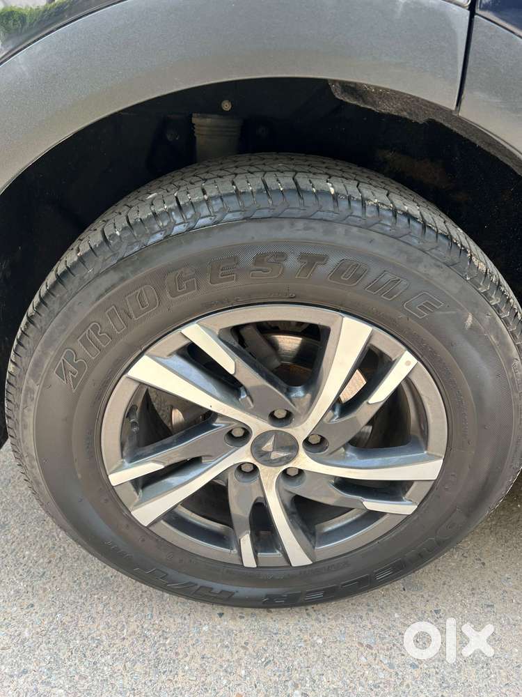 Mahindra Xuv700 2.2 Ax 5 Diesel Mt 7 Str, 2024, Diesel
