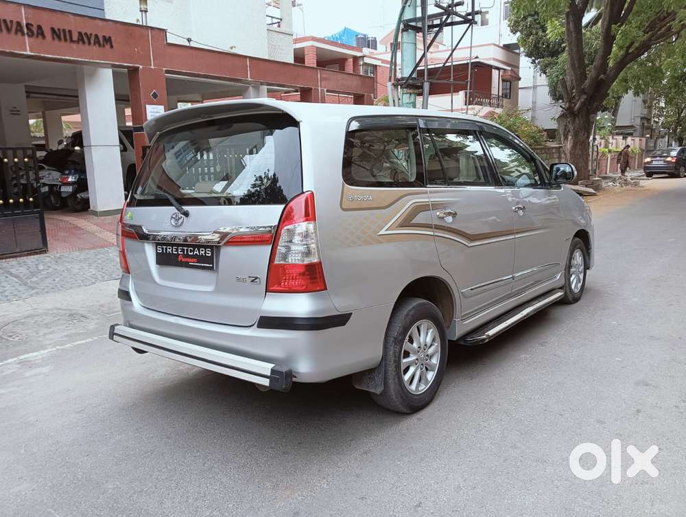 Toyota Innova 2.5 Z Diesel 7 Seater Bs Iv, 2014, Diesel
