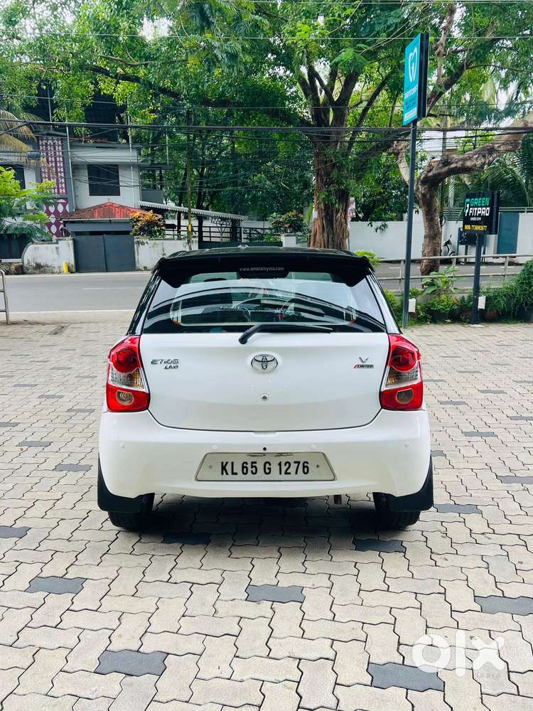 Toyota Etios Liva 2014-2016 Vx, 2015, Petrol