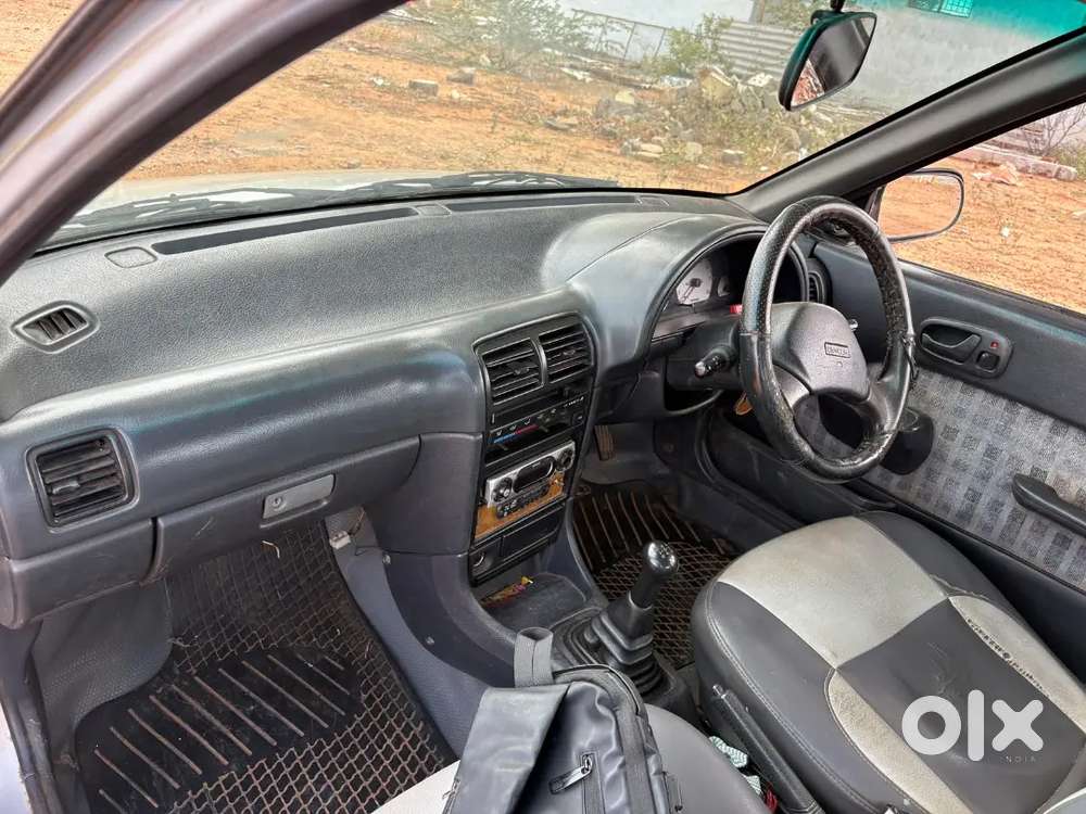 Maruti Suzuki Esteem Lxi 2003