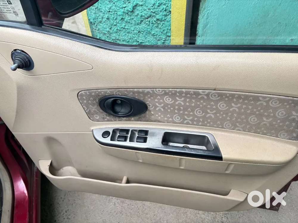 Chevrolet Spark 2011 Petrol Well Maintained