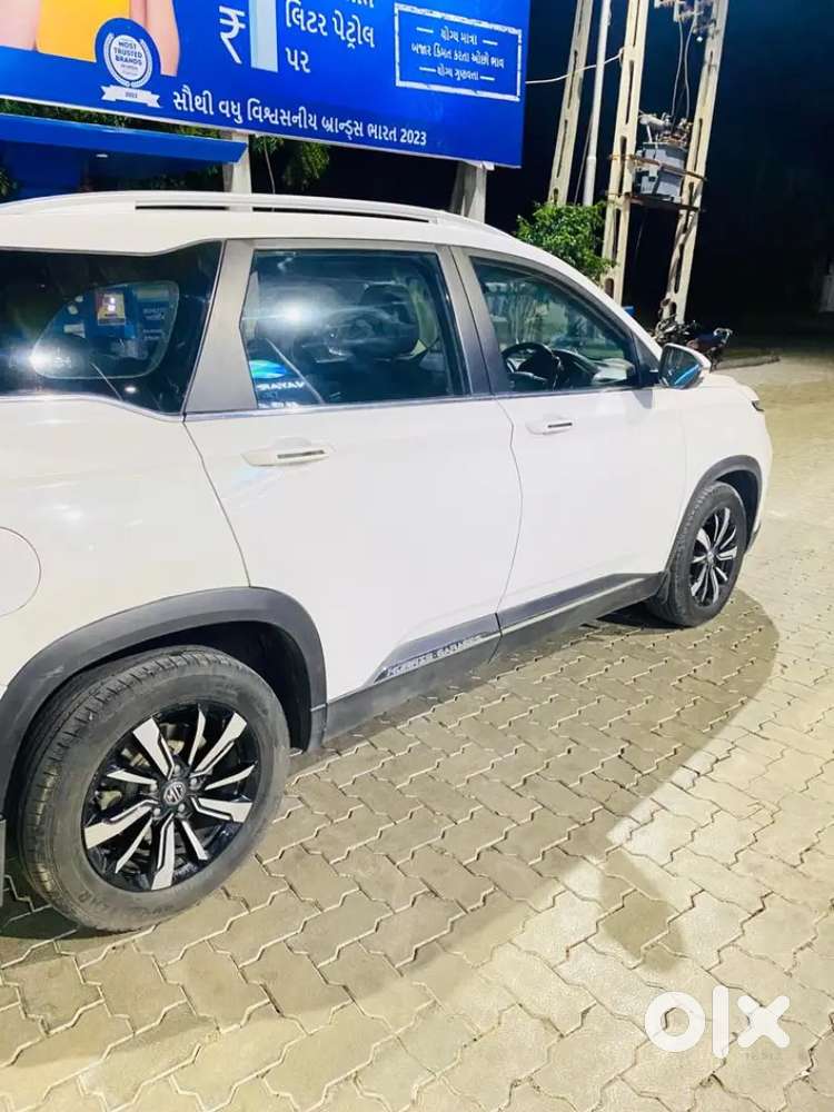 Mg Hector Top Model With Sunroof