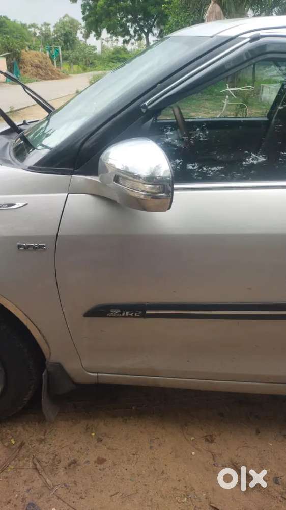 Maruti Suzuki Dzire 1.2 Vxi 2013