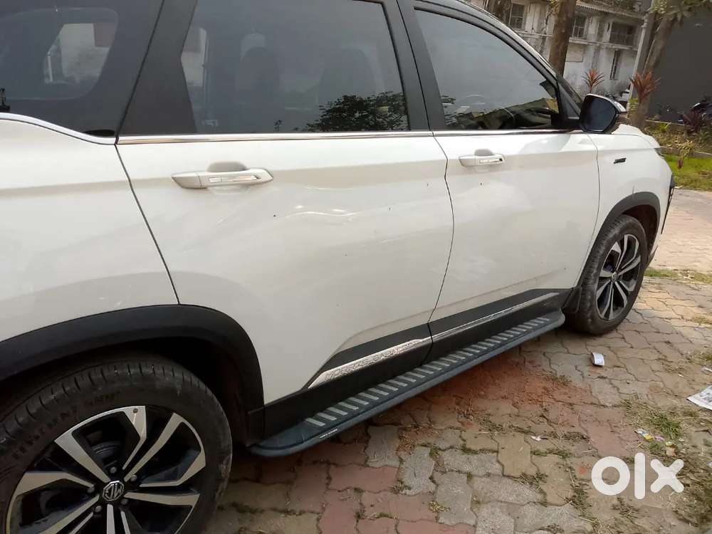 Mg Hector Plus 2023 Petrol Life Time Tax