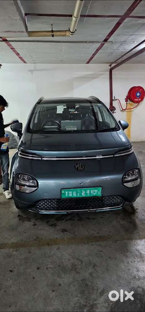Mg Windsor Ev Essence 2025 Automatic