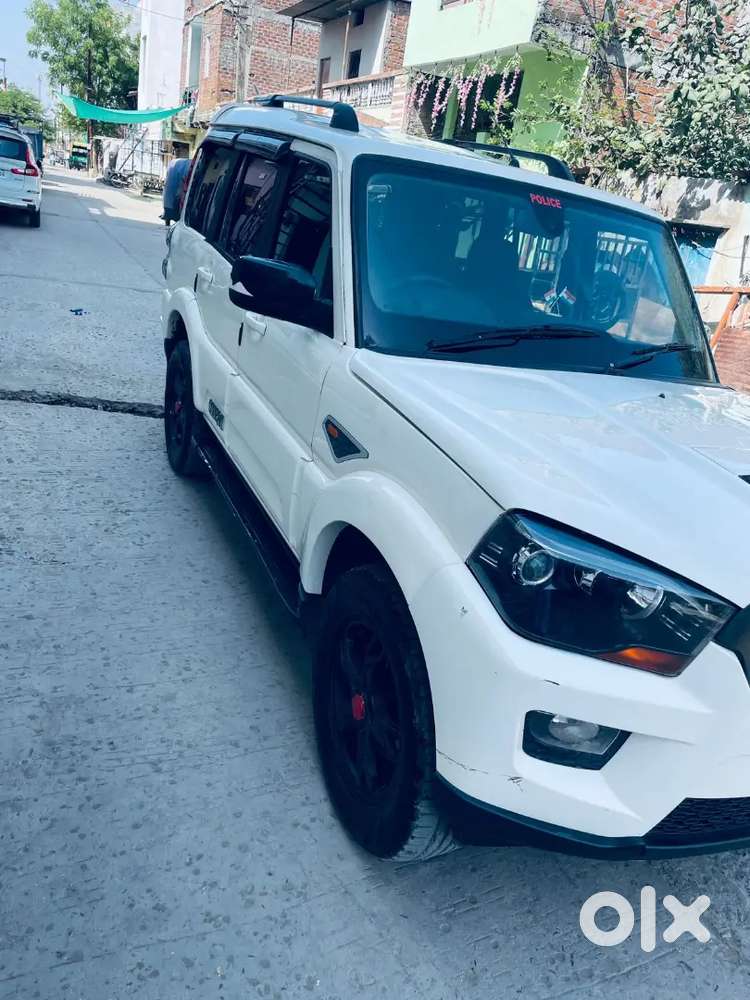 Mahindra Scorpio 2017 Diesel Well Maintained