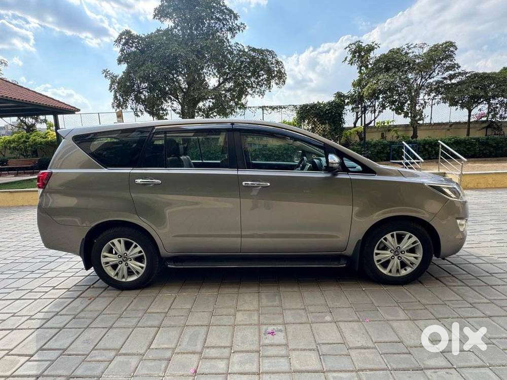 Toyota Innova Crysta 2.8z Automatic, 2018, Diesel
