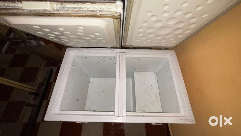 Commercial freezer for shop