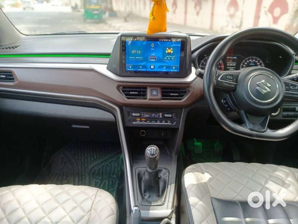 Maruti Suzuki Brezza 1.5 Zxi Smart Hybrid, 2023, Petrol