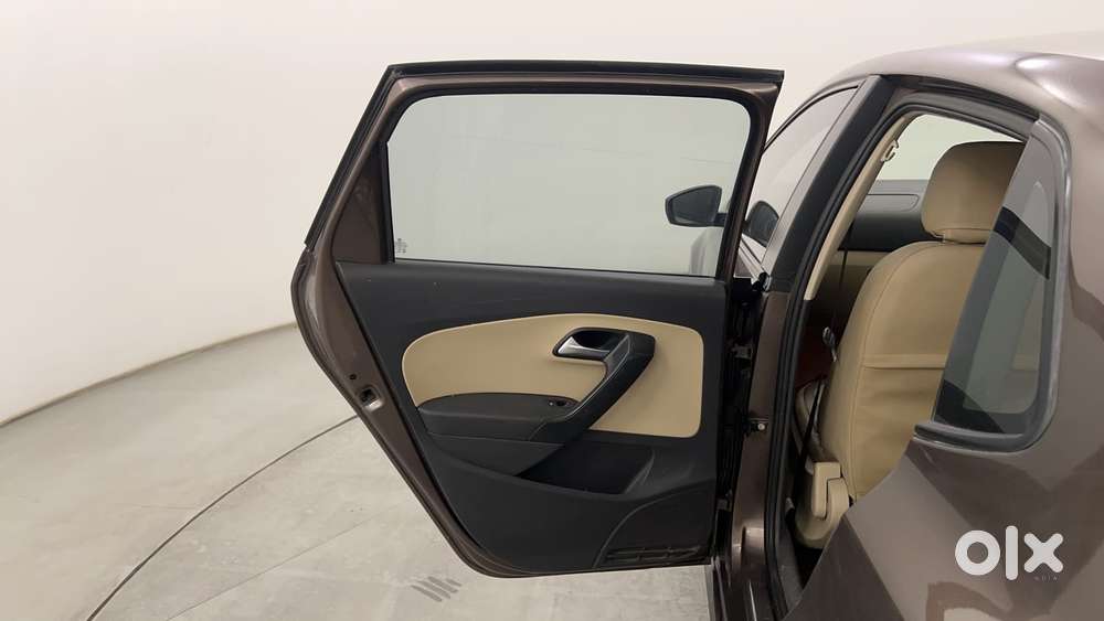 Volkswagen Polo 2009-2013 Petrol Highline 1.2l, 2016, Petrol