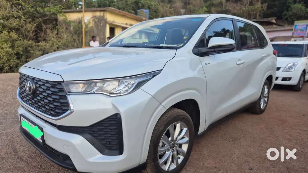 Toyota Innova Hycross 2025 Automatic