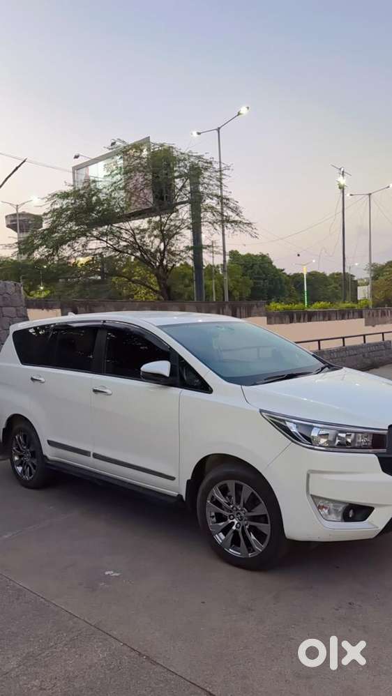 Toyota Innova Crysta 2025 Well Maintained