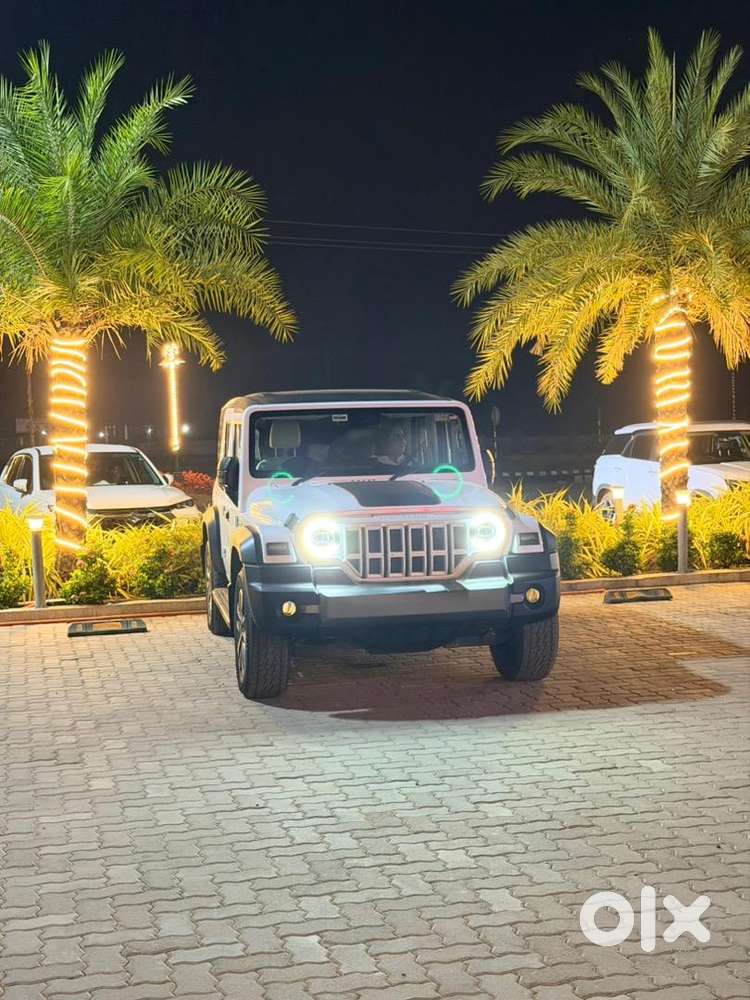 Mahindra Thar Roxx 2025 Diesel Manual