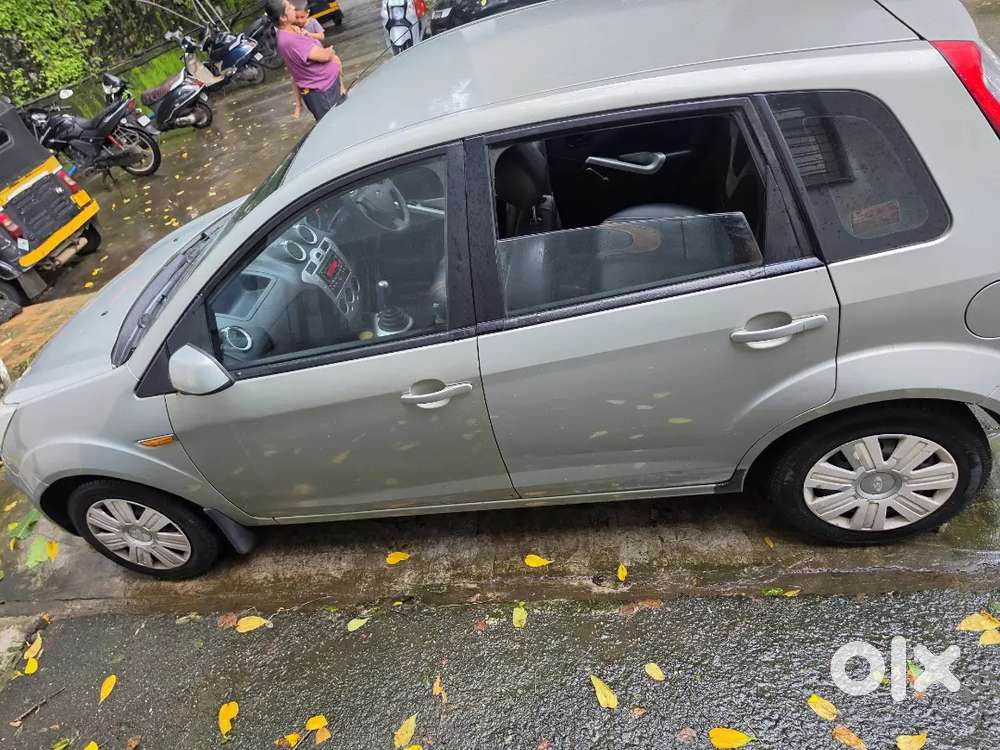 Ford Figo 2012 Petrol Zxi