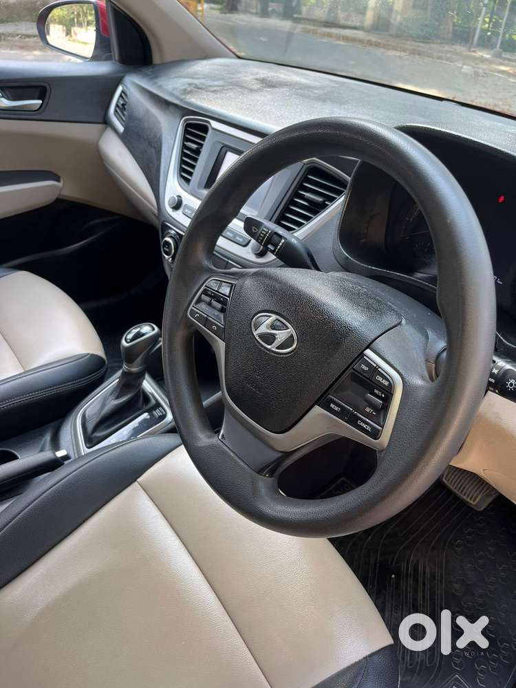Hyundai Verna 1.5 Ex Vtvt, 2018, Petrol