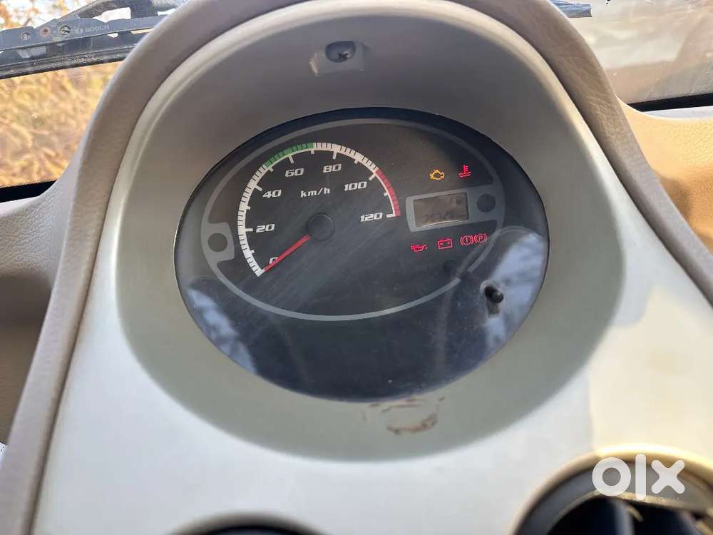 Tata Nano Twist 2012