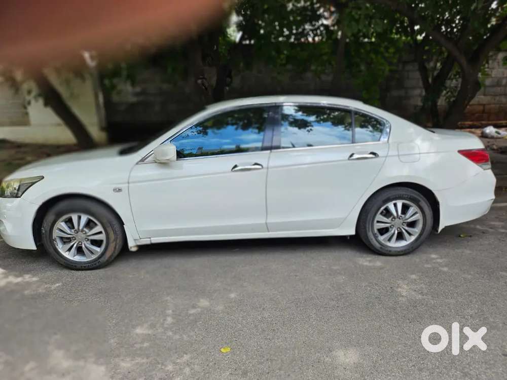 Single Owner Showroom Service Vehicle In Good Condition