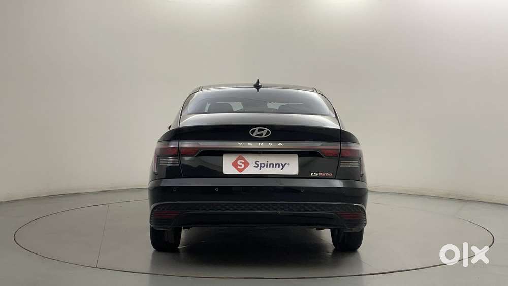 Hyundai Verna 1.5 Sx (o) Turbo Petrol Dct, 2023, Petrol