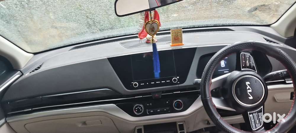 Kia Carens Petrol 2023