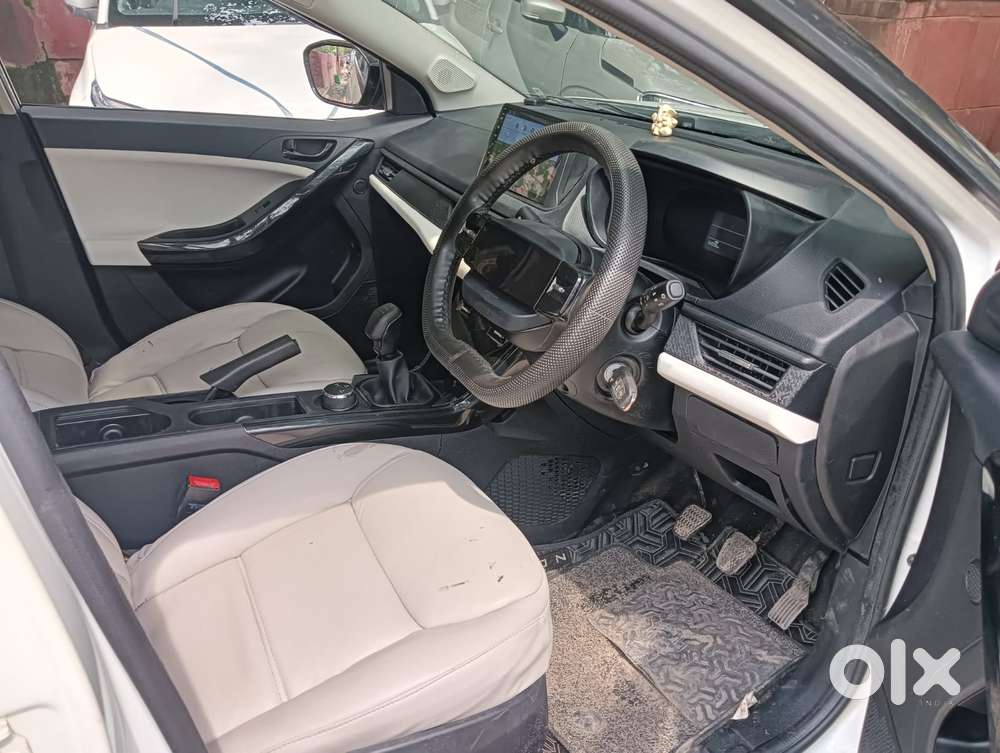 Tata Nexon Creative Plus 1.2 Revotron Petrol 6 Mt Dt, 2024, Petrol