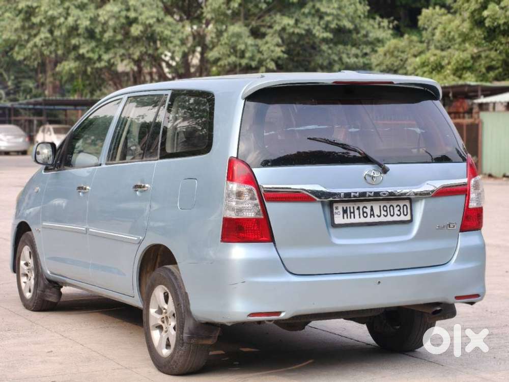 Toyota Innova 2.5 G (diesel) 8 Seater Bs Iv, 2011, Diesel