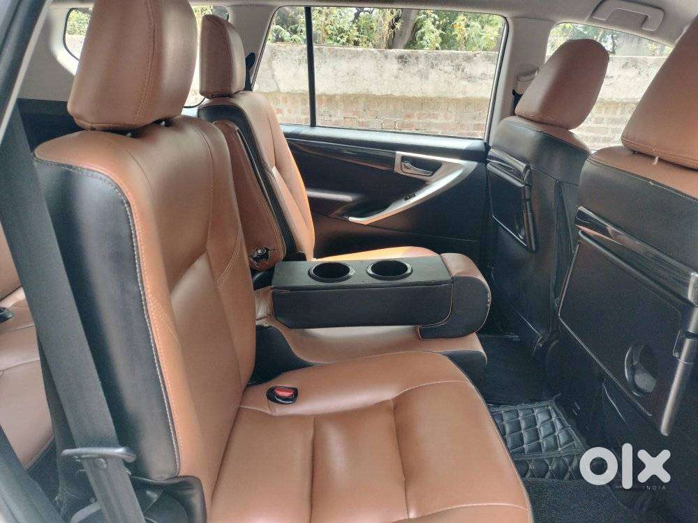 Toyota Innova Crysta Touring Sport 2.4 Mt, 2017, Diesel