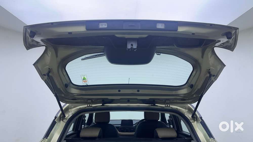 Tata Punch 1.2 Revotron Creative Mt Kaziranga Edition, 2022, Petrol