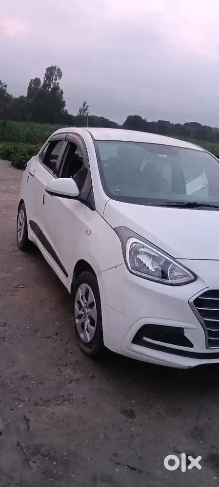 Hyundai Xcent 2015 Car