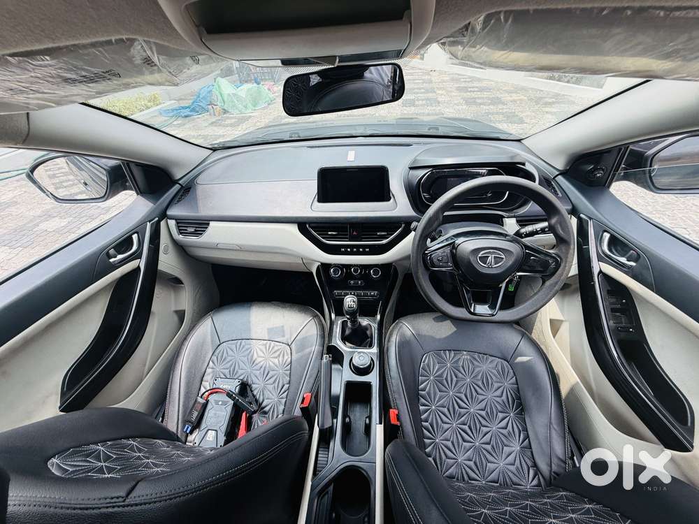 Tata Nexon 1.2 Revotron Xz, 2022, Petrol